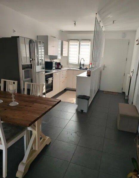 Maison 4 pièces 90 m² · à Tresses · 90 m² · 1 300 €