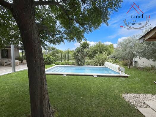 Villa à vendre 598 000 € 4 pièces 3 chambres 146 m² 758 m² de terrain Saint-Didier 84210
