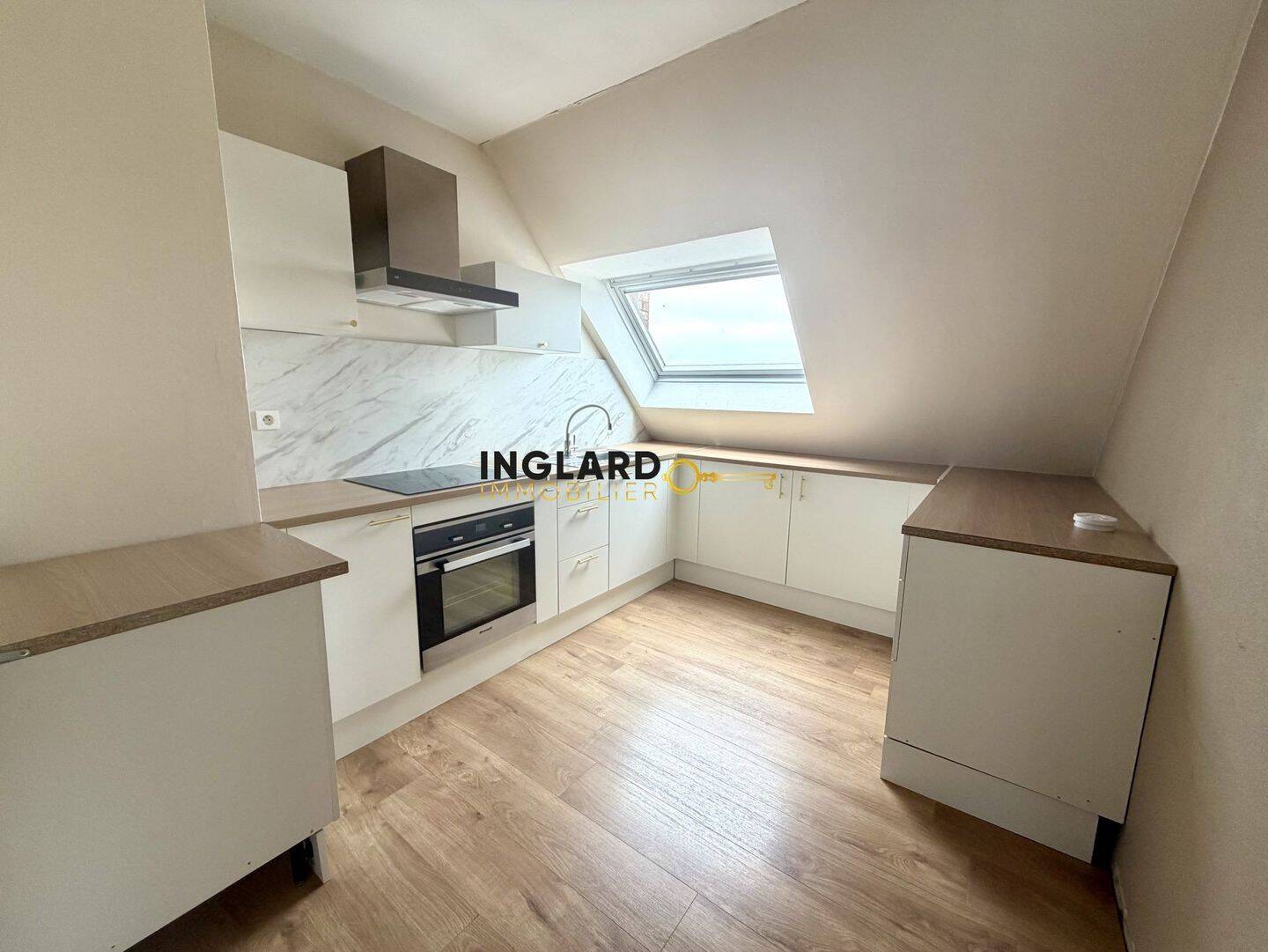 Appartement 4 pièces 77 m² · à Bourbourg · 76,5 m² · 700 €