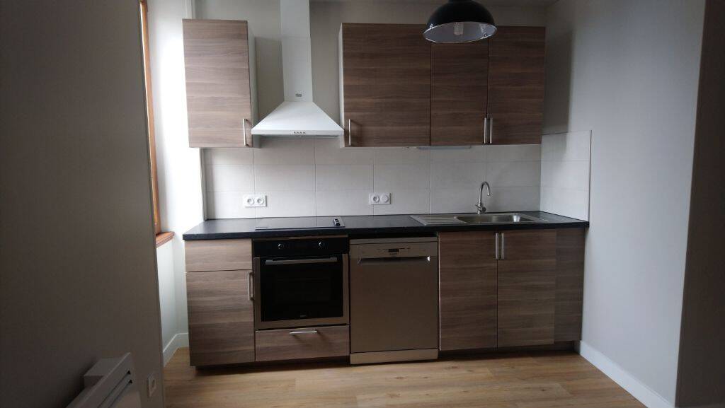 Appartement 3 pièces 69 m² · à Oyonnax · 68,5 m² · 550 €/mois
