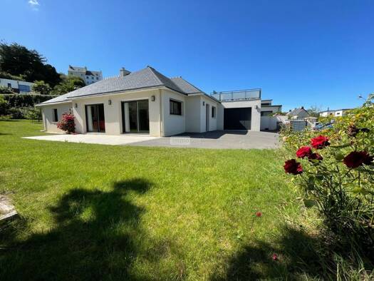 Maison à vendre 559 200 € 5 pièces 3 chambres 125 m² 844 m² de terrain Saint-Pol-de-Léon 29250