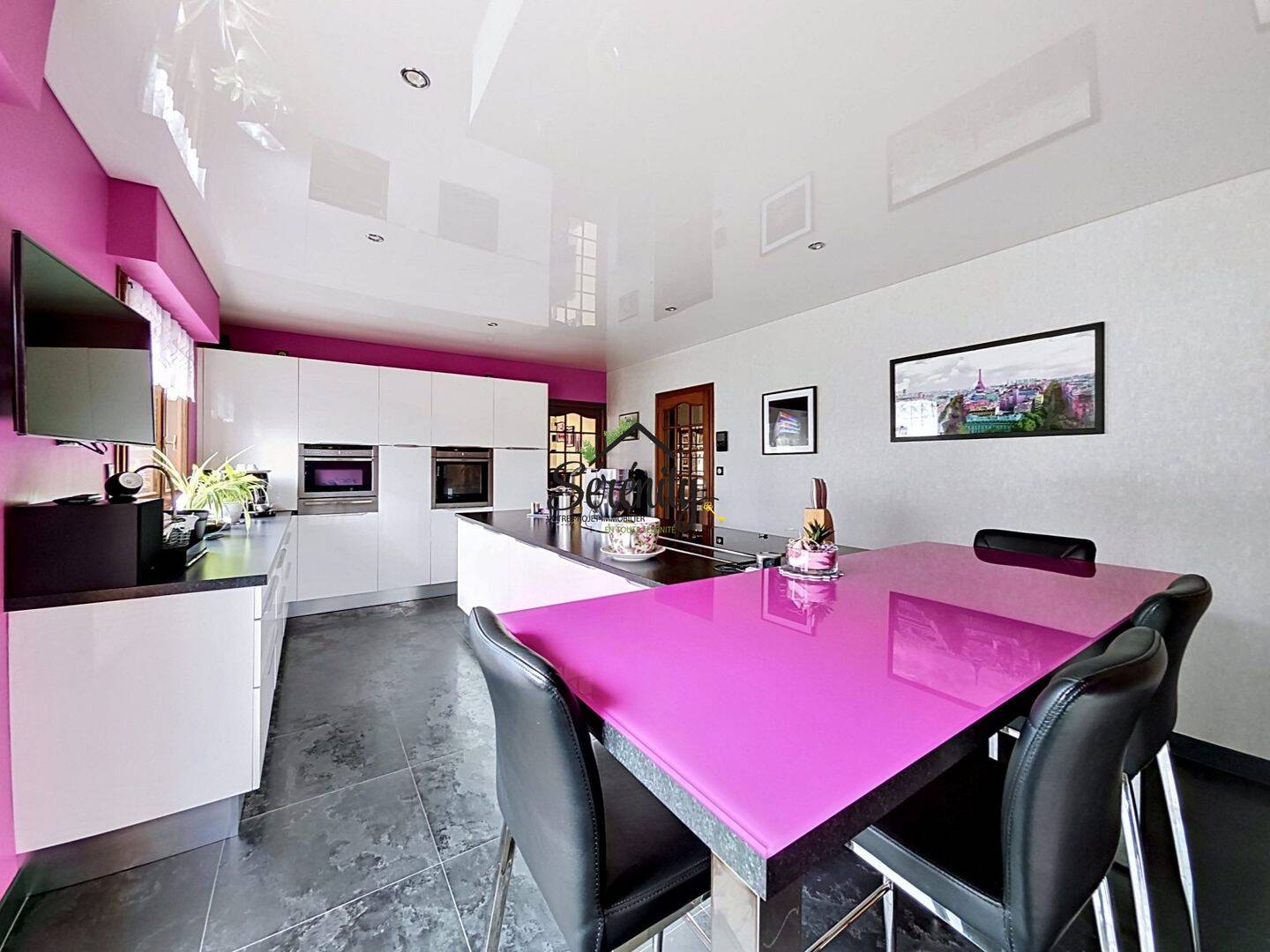 Maison 8 pièces 257 m² · à Oignies · 257 m² · 670 000 €