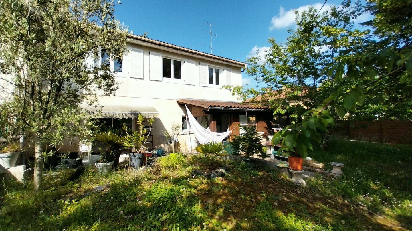 Maison 3 pièces 71 m² · à Chancelade · 71 m² · 150 000 €