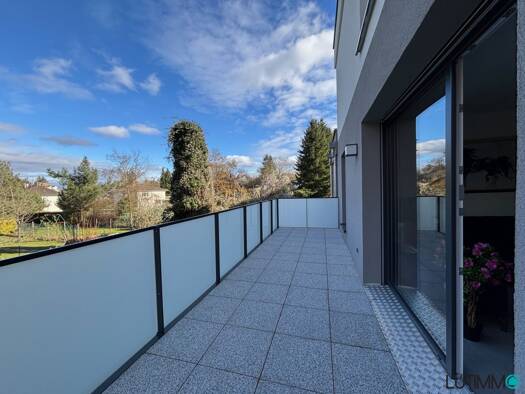 Appartement à vendre 249 000 € 3 pièces 2 chambres 65,3 m² Étage 1/2 Riedisheim 68400