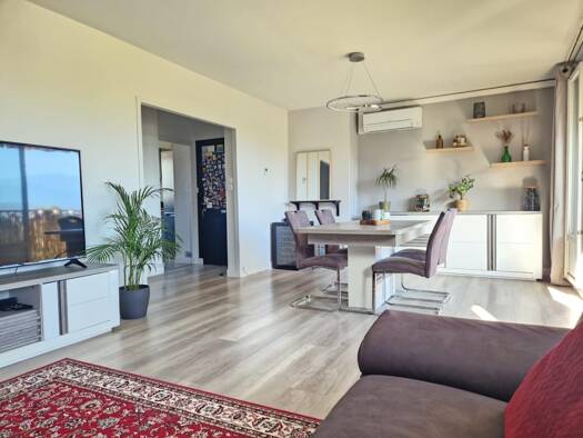 Appartement à vendre 184 000 € 4 pièces 3 chambres 84 m² Étage 7/7 Mairie Fontaine 38600