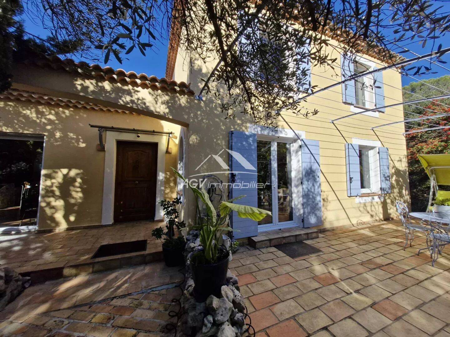 Maison 6 pièces 128 m² · à Brouzet-lès-Alès · 127,6 m² · 449 000 €