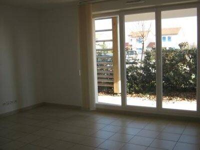 Appartement 4 pièces 80 m² · à Plaisance-du-Touch · 79,5 m² · 975 €