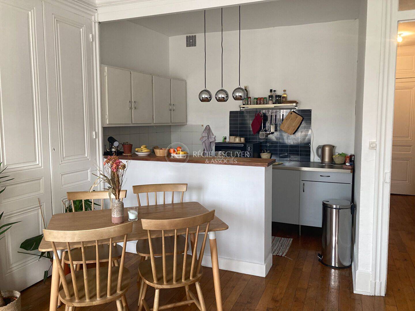 Appartement 2 pièces 50 m² · à Lyon 7ème Arrondissement · 49,6 m² · 734 €