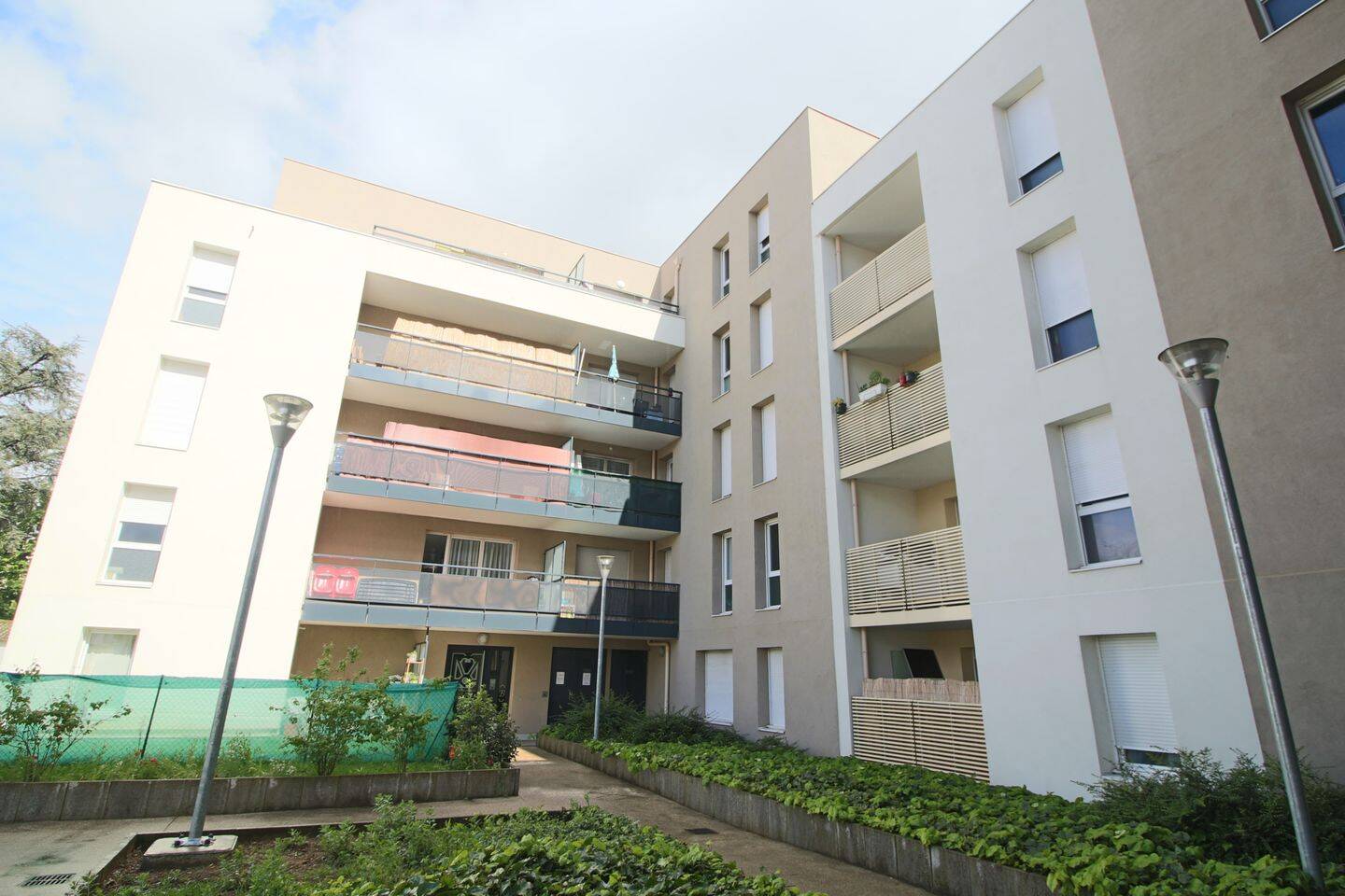 Appartement 3 pièces 64 m² · à Oullins-Pierre-Bénite · 64 m² · 923 €/mois