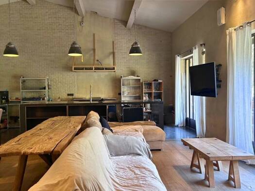 Immeuble à vendre 790 000 € 143 m² La Môle 83310