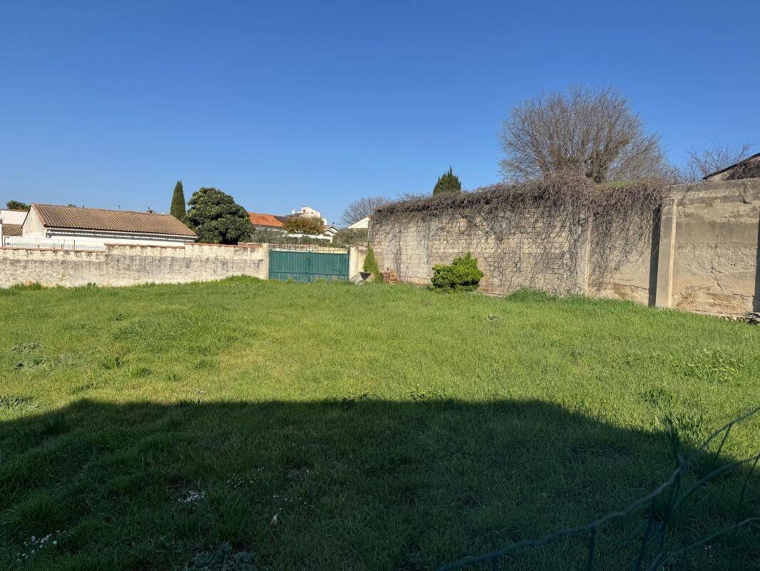 Terrain de 549 m² à Beaucaire - photo 2