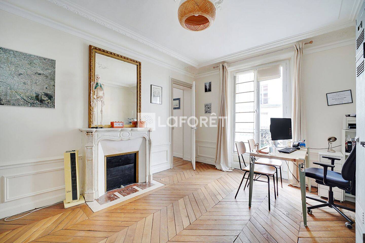 Appartement 4 pièces 81 m² · à Paris 14ème Arrondissement · 81,3 m² · 900 000 €