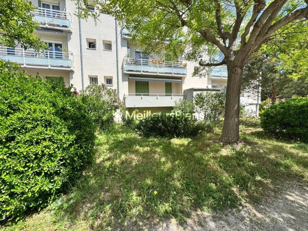 Appartement 3 pièces 52 m² · à Marseille 8ème Arrondissement · 51,7 m² · 195 000 €