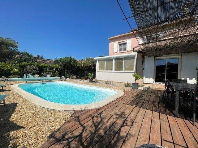 Maison 5 pièces 116 m² · à Saint-Privat-des-Vieux · 116 m² · 269 000 €