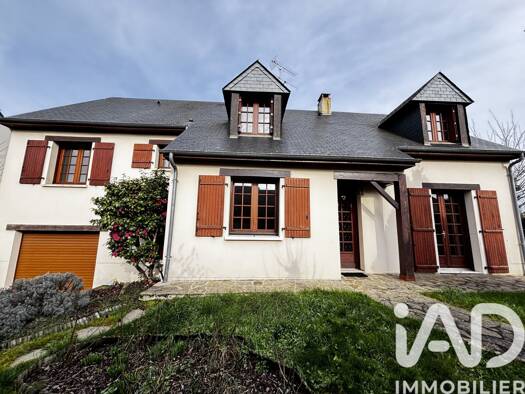 Maison à vendre 159 000 € 5 pièces 4 chambres 116 m² 493 m² de terrain Rocade-Chartrie Sablé-sur-Sarthe 72300