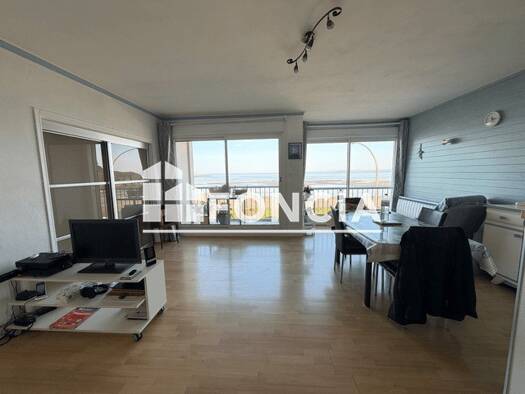 Appartement à louer 800 € 3 pièces 2 chambres 64,2 m² 2ème étage Ploare Douarnenez 29100