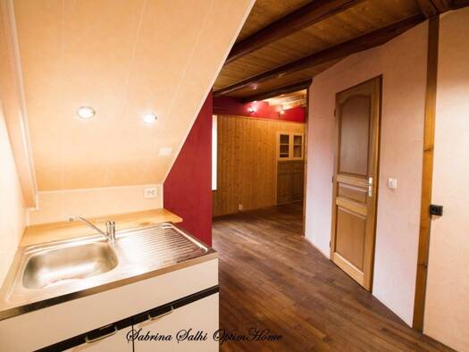 Maison à vendre 135 000 € 3 pièces 2 chambres 81 m² Quincié-en-Beaujolais 69430