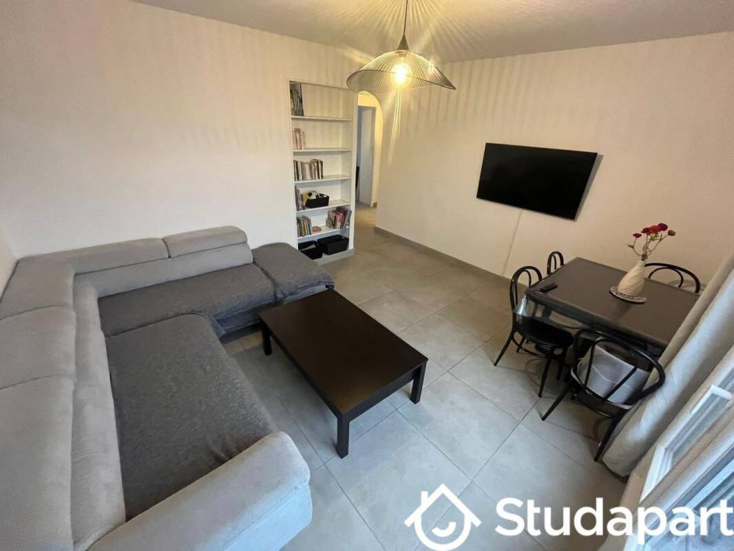 Appartement 3 pièces 58 m² · à Grenoble · 58 m² · 1 200 €