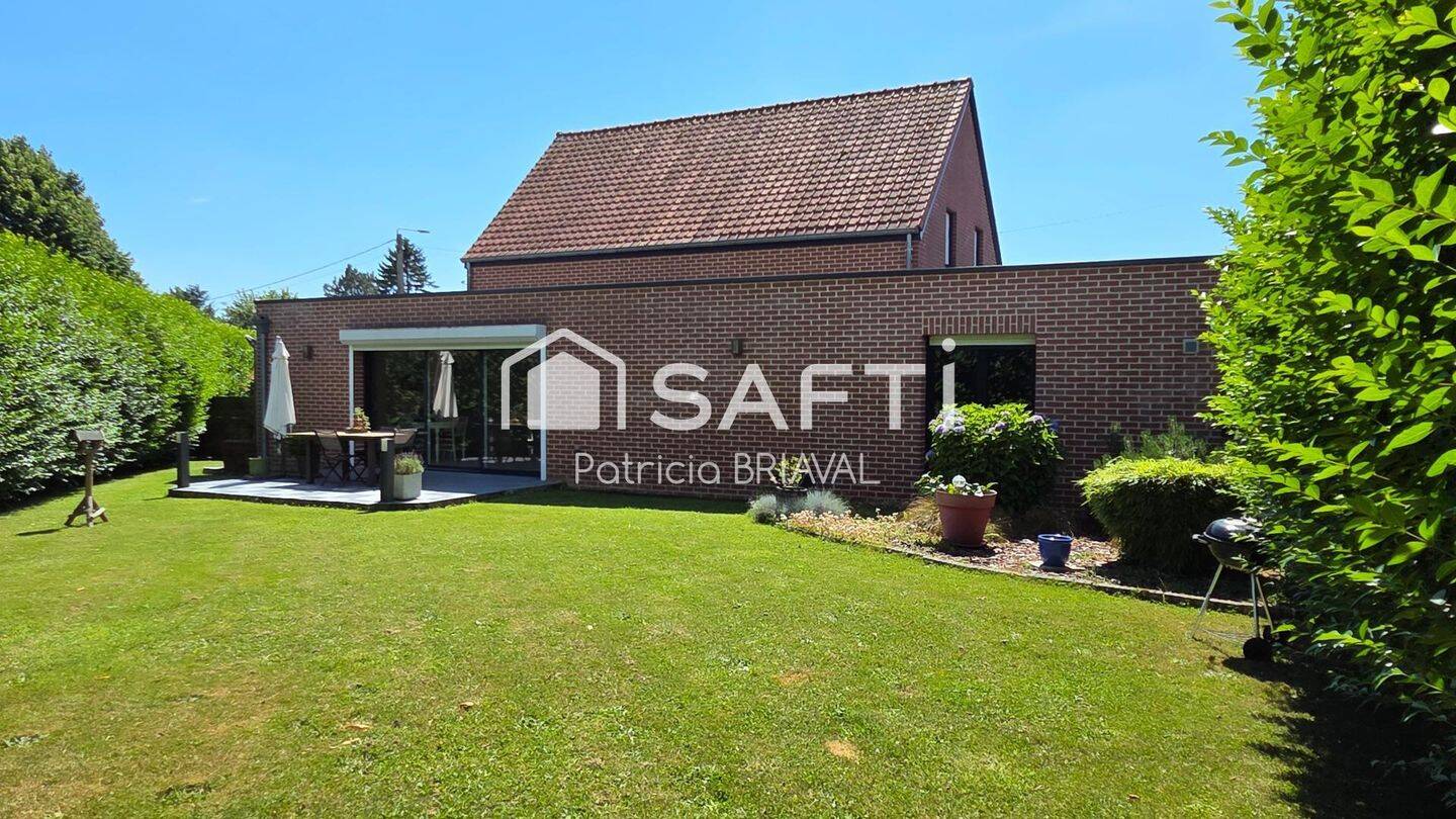 Maison 7 pièces 172 m² · à Servins · 172 m² · 330 000 €