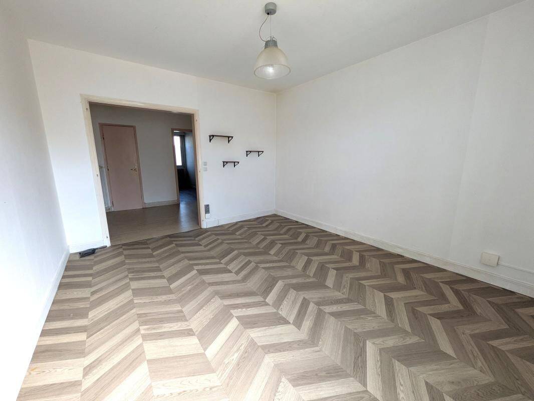 Appartement 2 pièces 57 m² · à Cambrai · 57 m² · 87 000 €