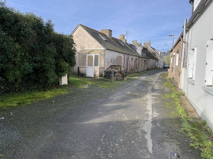 Maison 8 pièces 176 m² · à Carnoët · 176 m² · 53 000 €