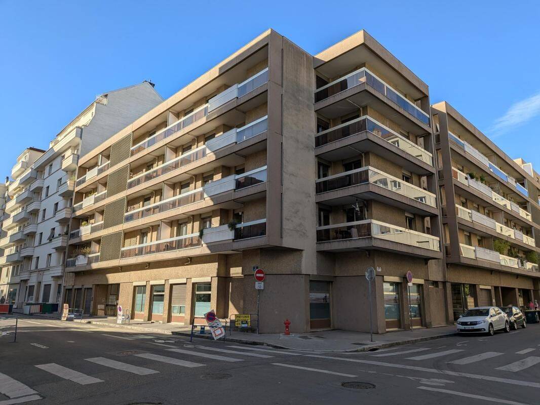 Appartement 2 pièces 57 m² · à Lyon 6ème Arrondissement · 57 m² · 1 094 €/mois