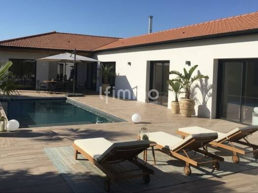 Maison à vendre 930 000 € 6 pièces 4 chambres 193 m² 818 m² de terrain Mios 33380