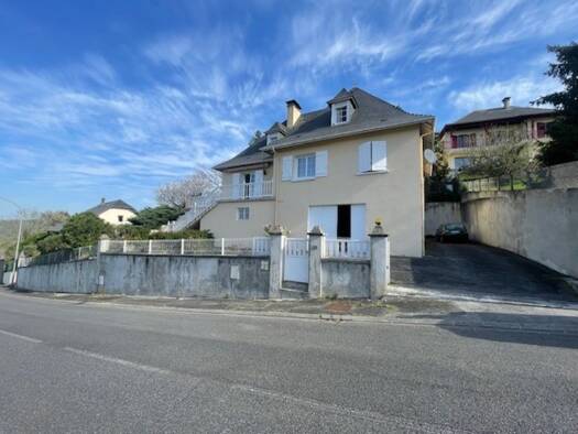 Maison à vendre 262 000 € 8 pièces 4 chambres 135 m² 907 m² de terrain Sarsan-Anclades Lourdes 65100