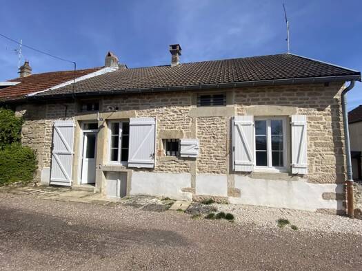 Maison à vendre 99 000 € 5 pièces 2 chambres 78 m² 320 m² de terrain Civry-en-Montagne 21320
