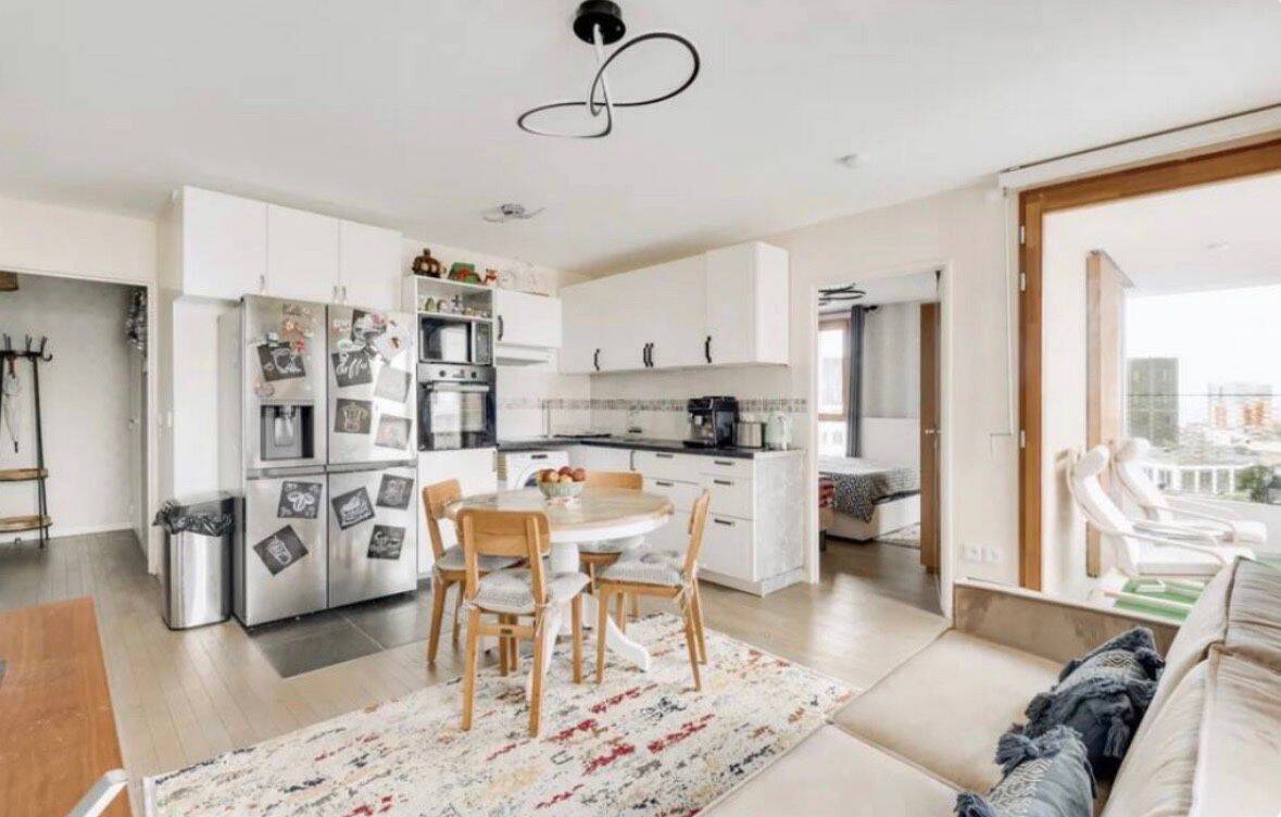 Appartement 2 pièces 50 m² · à Paris 18ème Arrondissement · 50 m² · 1 590 €