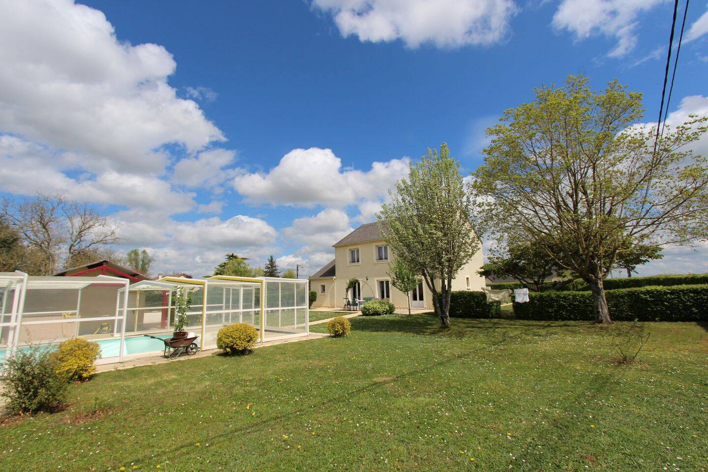 Maison 6 pièces 151 m² · à La Charité-sur-Loire · 151 m² · 231 000 €