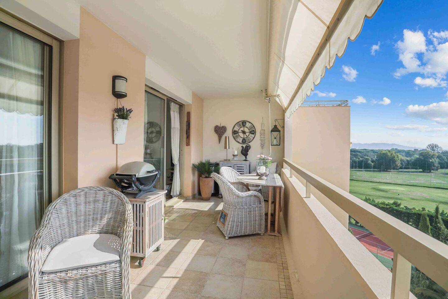 Appartement 2 pièces 44 m² · à Mandelieu-la-Napoule · 44 m² · 350 000 €