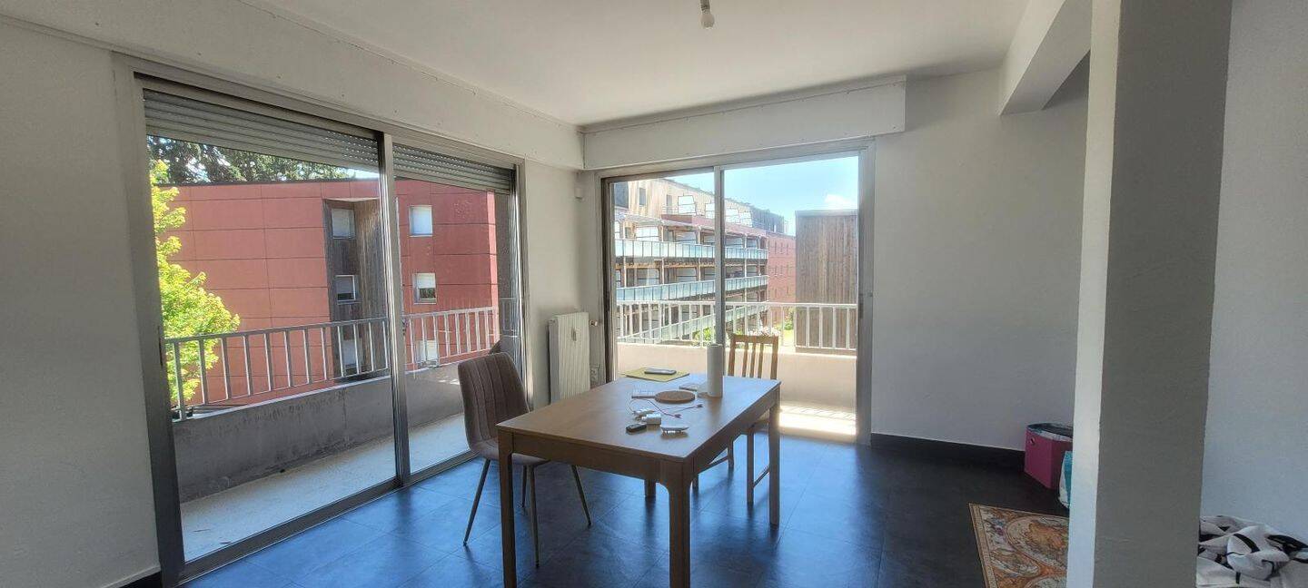 Appartement 2 pièces 48 m² · à Grenoble · 47,6 m² · 895 €