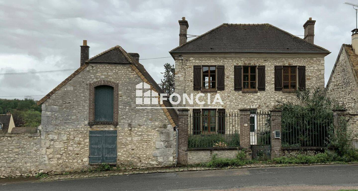 Maison 6 pièces 111 m² · à Montchauvet · 111,3 m² · 1 437 €/mois