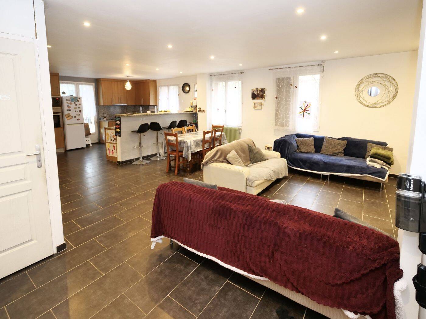 Maison 9 pièces 184 m² · à Le Châtelet-en-Brie · 184 m² · 355 000 €