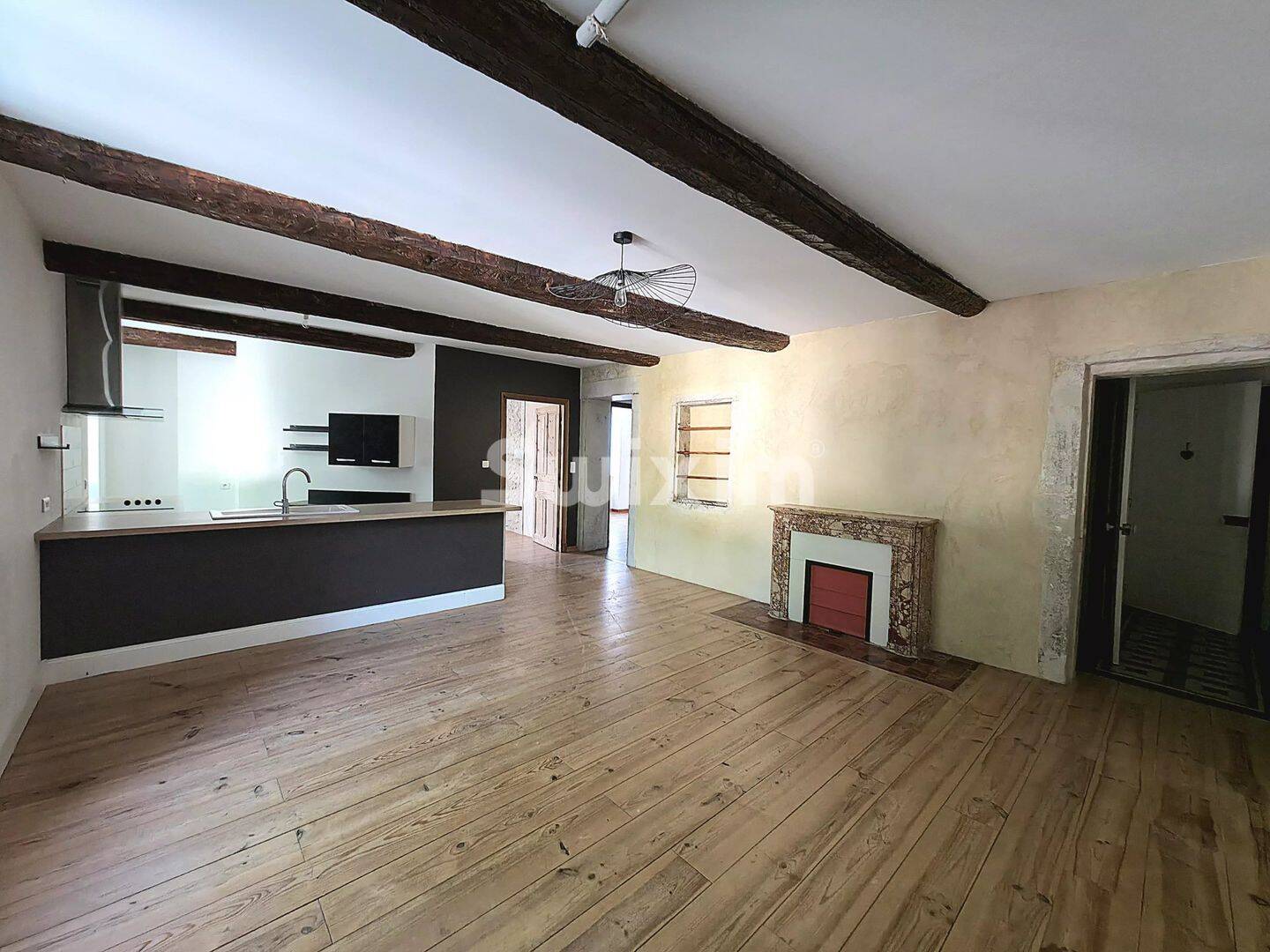 Appartement 4 pièces 93 m² · à Valréas · 92,5 m² · 140 000 €