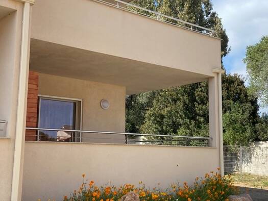 Appartement à vendre - Première occupation 173 250 € 2 pièces 1 chambre 48 m² RDC Prunelli-di-Fiumorbo 20243