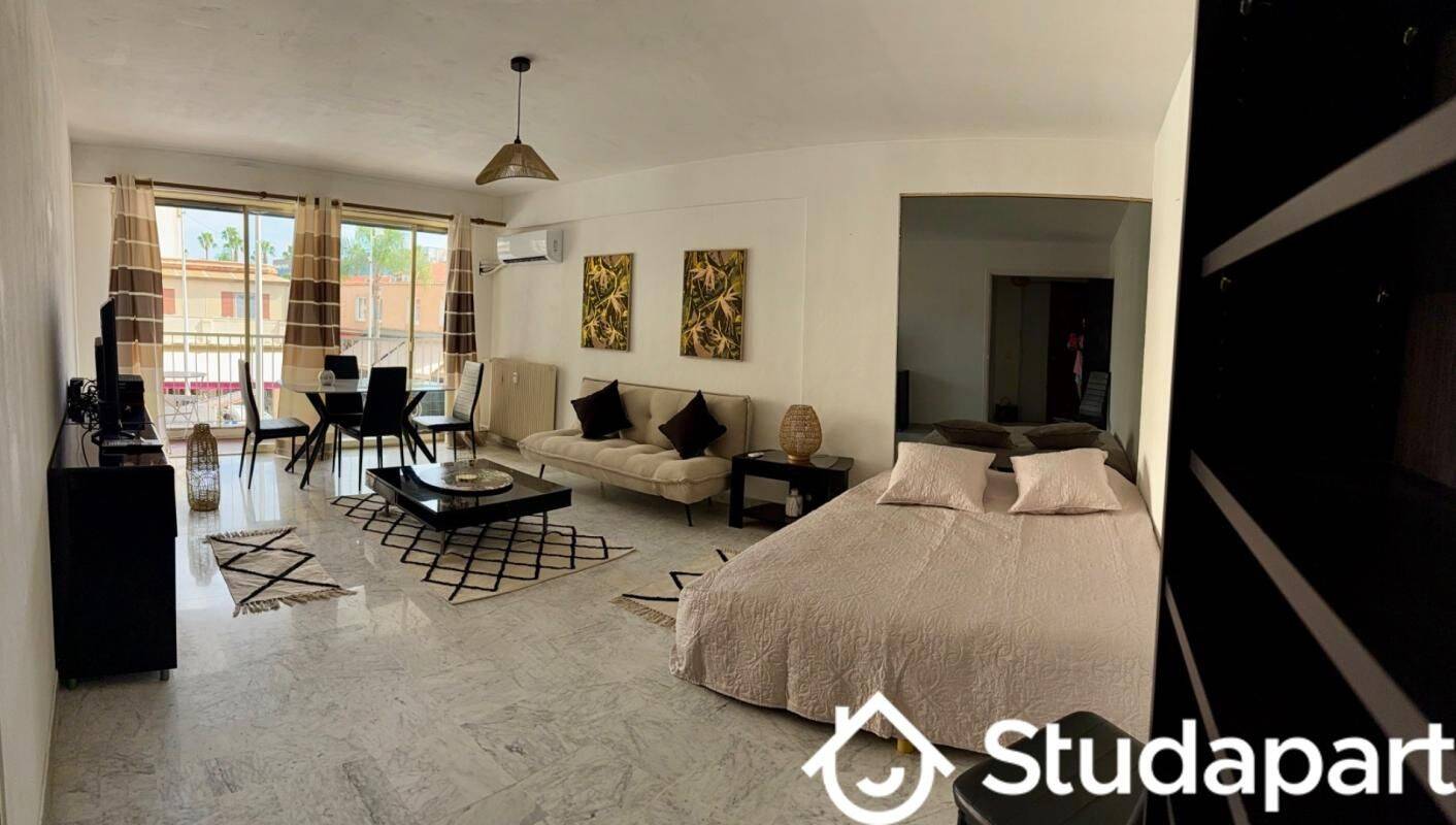 Appartement 1 pièce 42 m² · à Antibes · 42 m² · 1 000 €