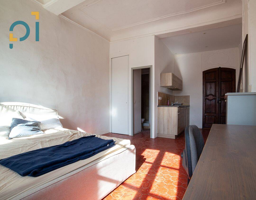 Appartement 1 pièce 25 m² · à Cadenet · 25 m² · 590 €