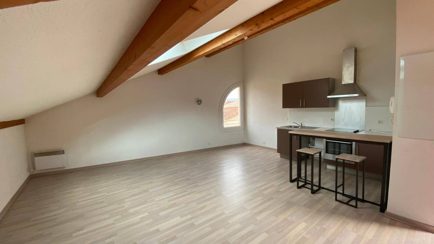 Appartement 2 pièces 48 m² · à Mazamet · 48,2 m² · 420 €/mois