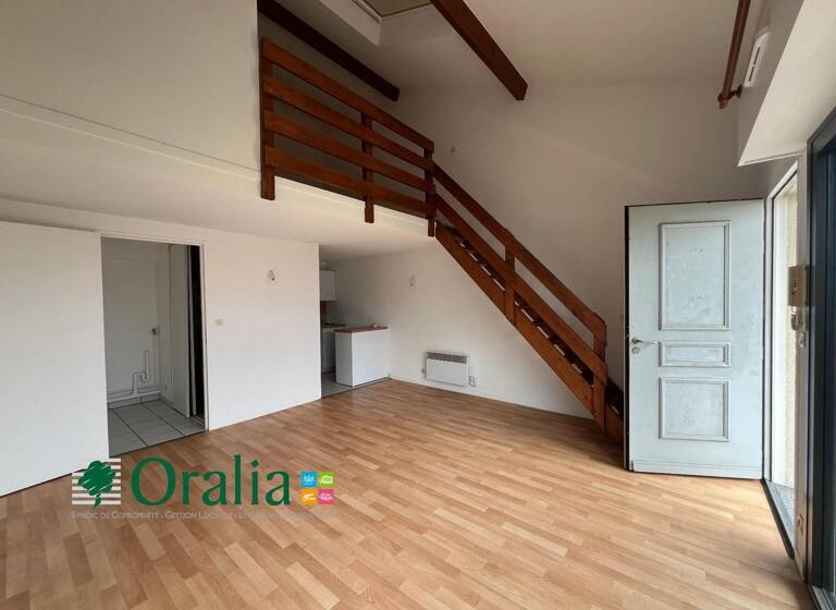 Duplex à vendre 149 000 € 2 pièces 1<br/>chambre 43,9 m²<br/>superficie 1/1<br/>étage Capeyron-La Forêt Merignac 33700