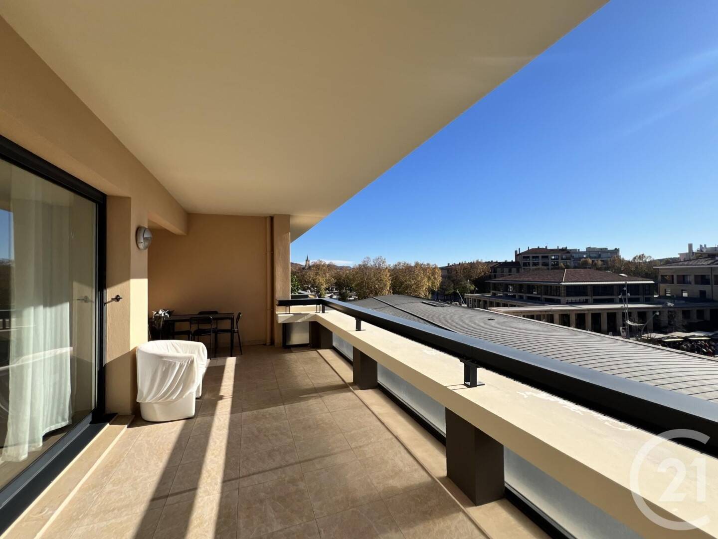Appartement 4 pièces 125 m² · à Aix-en-Provence · 125 m² · 3 800 €/mois
