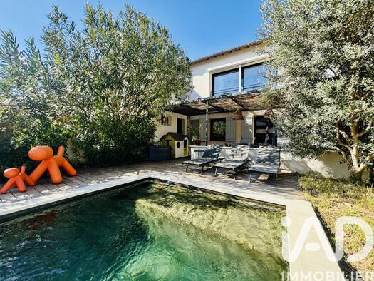 Maison de ville à vendre 449 000 € 5 pièces 3 chambres 145 m² 300 m² de terrain Saint Ruf-Trillade Nord Avignon 84000