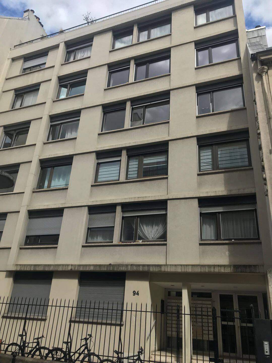 Appartement 1 pièce 27 m² · à Paris 10ème Arrondissement · 27 m² · 1 070 €