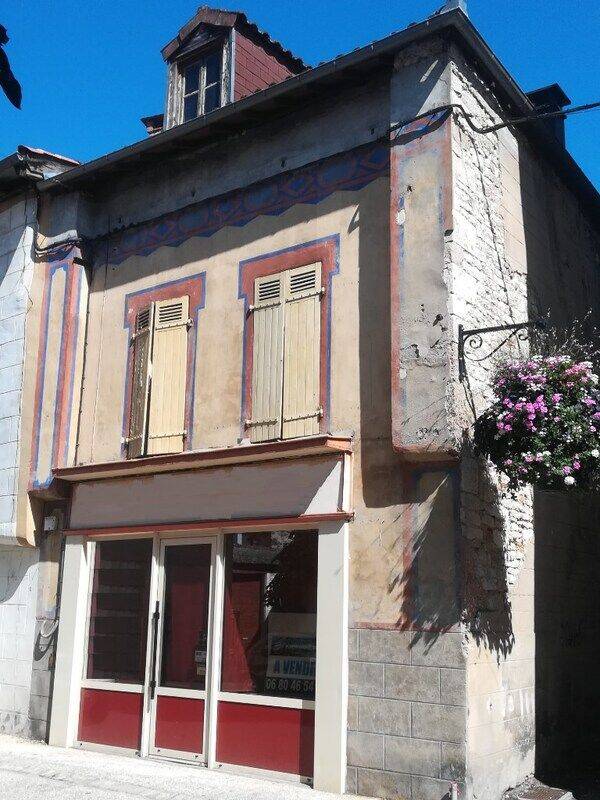 Maison 7 pièces 92 m² · à Souillac · 92 m² · 90 000 €