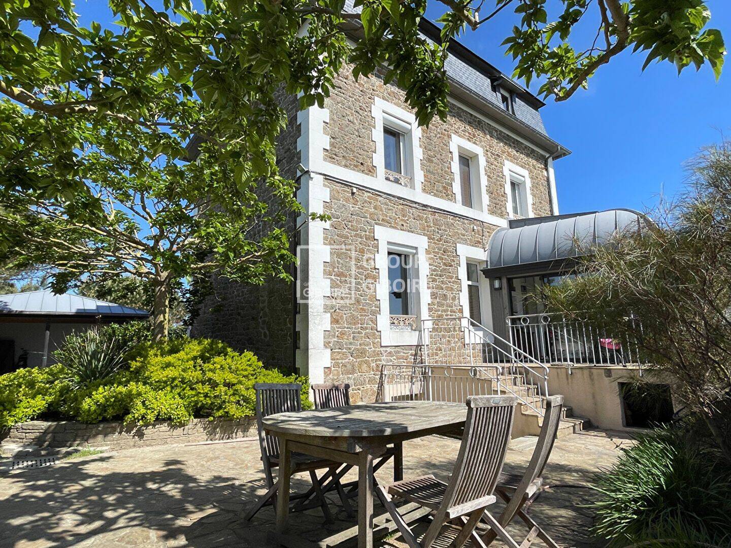 Maison 9 pièces 174 m² · à Saint-Malo · 174 m² · 1 532 500 €