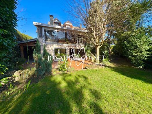 Maison à vendre 750 000 € 9 pièces 4 chambres 262 m² 1 005 m² de terrain Gare Poissy 78300