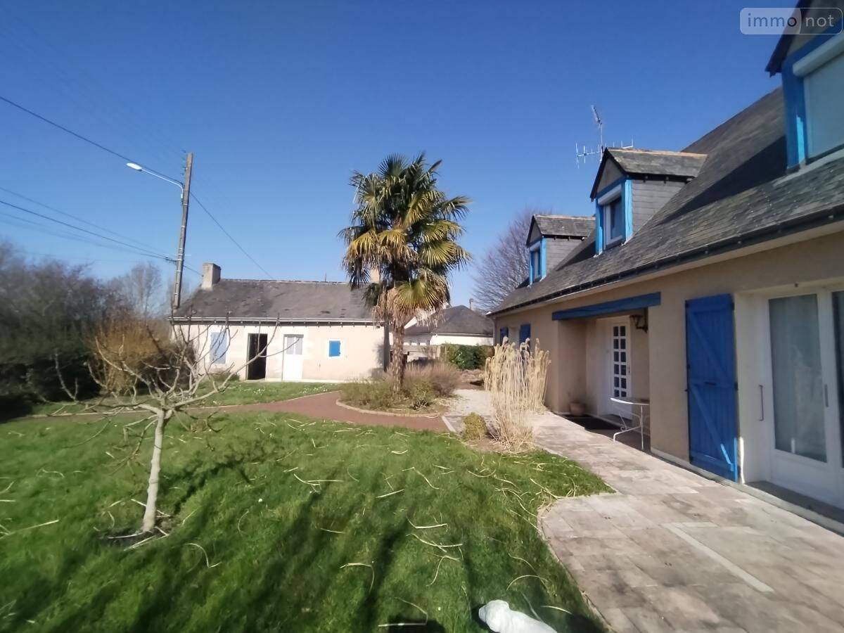 Maison 7 pièces 172 m² · à Feneu · 172 m² · 409 500 €