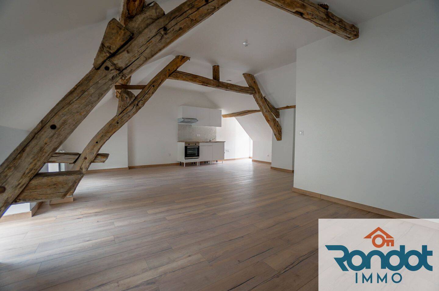 Appartement 2 pièces 76 m² · à Is-sur-Tille · 76 m² · 140 000 €