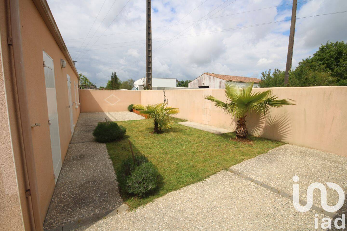Maison 4 pièces 83 m² · à Tonnay-Charente · 83 m² · 215 000 €